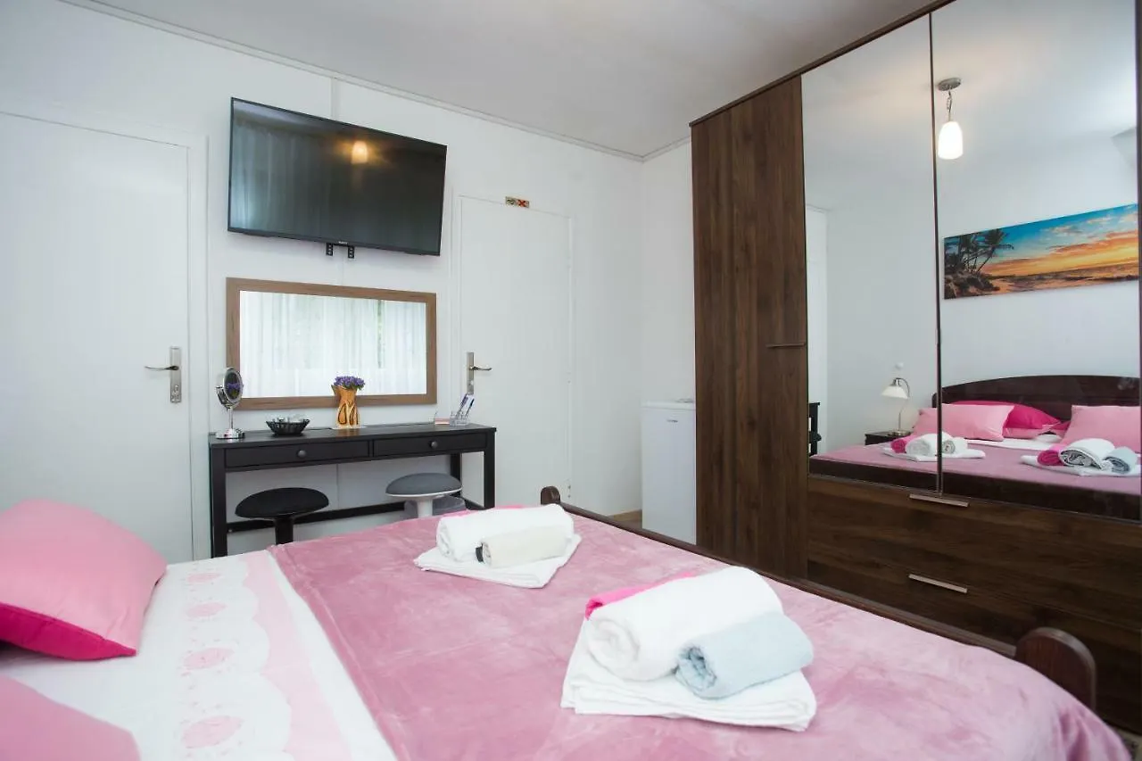 Apartmani Maras Spalato 3*,